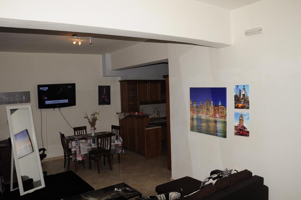 Ionias Apartment Heraklion  Exterior photo